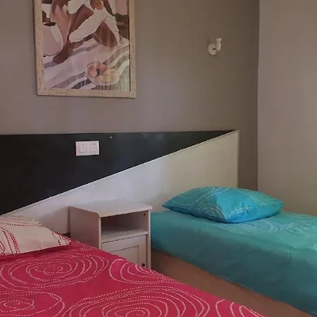 Holiday home Mas Tomasi 220 *